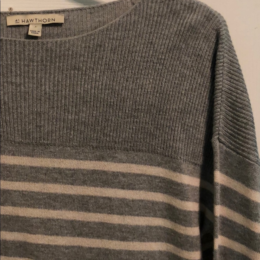 Sweater - Picture 2 of 2